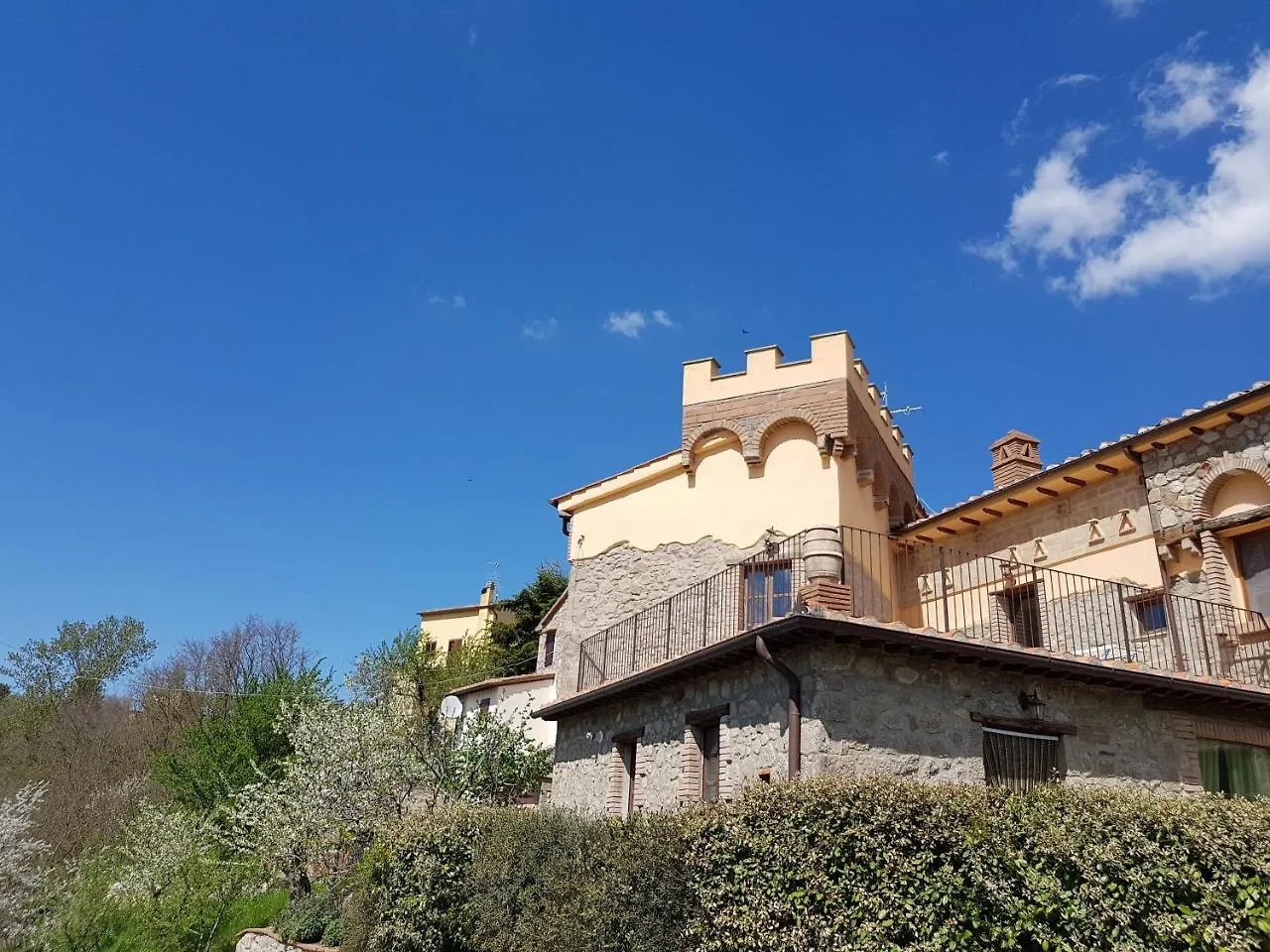 Фермерский дом Agriturismo Castello Delle Fornaci - Private Jacuzzi Арчидоссо Италия